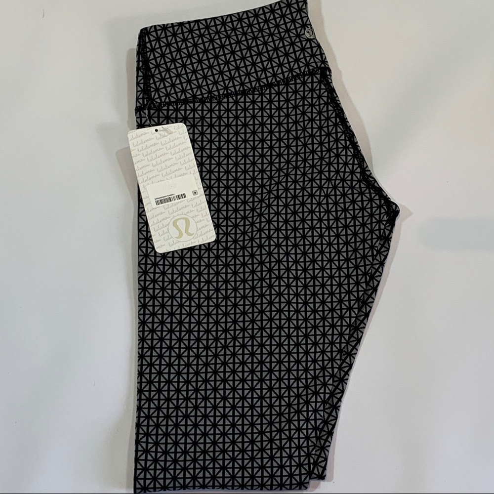 Lululemon Wunder Under Pant Tight Tri Geo Silver TGRX Size 6